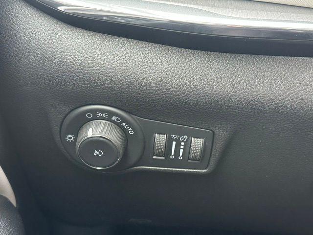 used 2022 Jeep Compass car, priced at $22,990