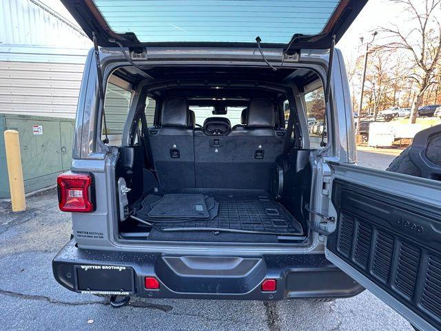 used 2022 Jeep Wrangler Unlimited car, priced at $32,000