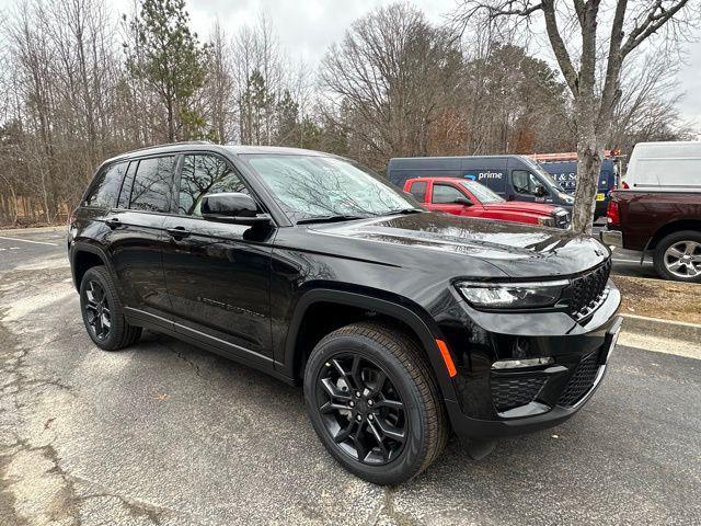 new 2025 Jeep Grand Cherokee car, priced at $48,094