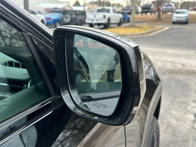 new 2025 Jeep Grand Cherokee car, priced at $48,094