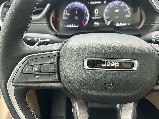 new 2025 Jeep Grand Cherokee car, priced at $48,094