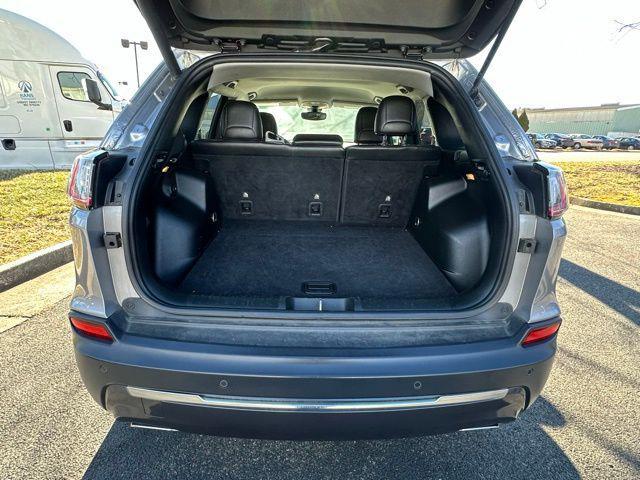 used 2019 Jeep Cherokee car, priced at $15,970