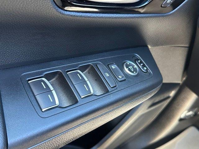 used 2024 Honda CR-V Hybrid car, priced at $34,369