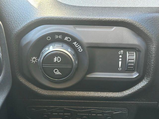 new 2025 Jeep Gladiator car, priced at $45,520