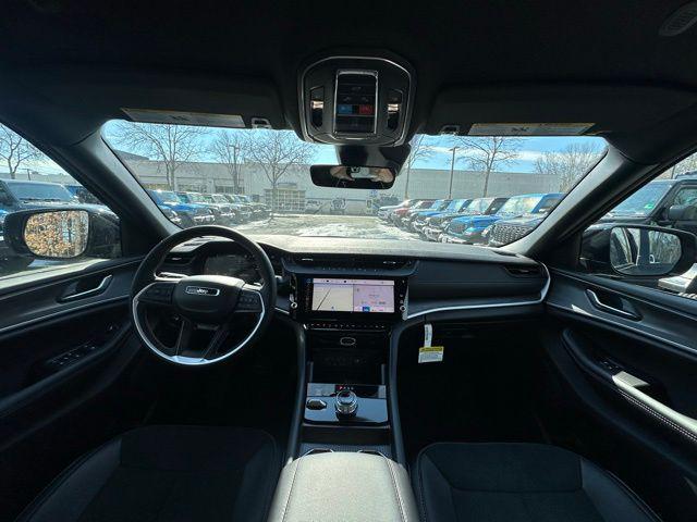 new 2026 Jeep Grand Cherokee car, priced at $47,026