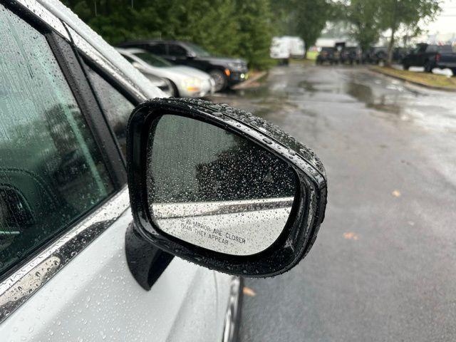 new 2026 Chrysler Pacifica car, priced at $38,994