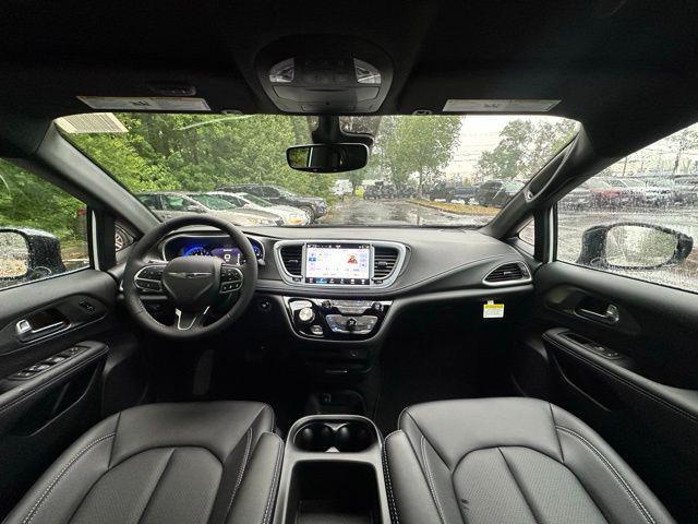 new 2026 Chrysler Pacifica car, priced at $38,994