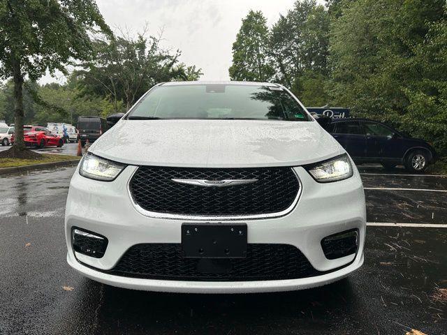 new 2026 Chrysler Pacifica car, priced at $38,994
