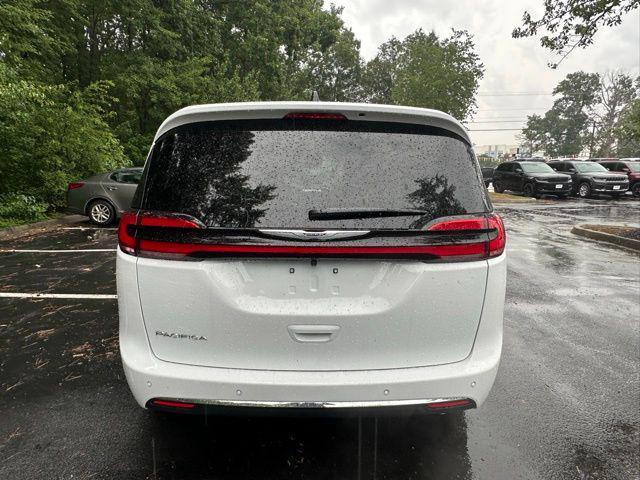 new 2026 Chrysler Pacifica car, priced at $38,994