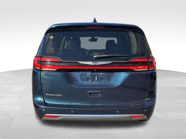 used 2024 Chrysler Pacifica car, priced at $29,990