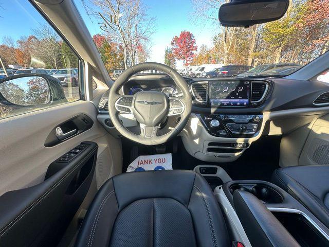 used 2024 Chrysler Pacifica car, priced at $29,990