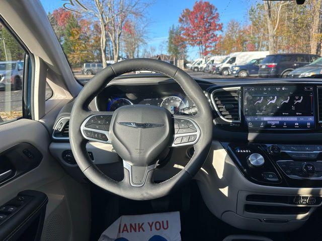 used 2024 Chrysler Pacifica car, priced at $29,990
