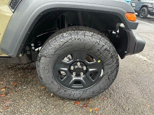 new 2026 Jeep Wrangler car, priced at $40,028