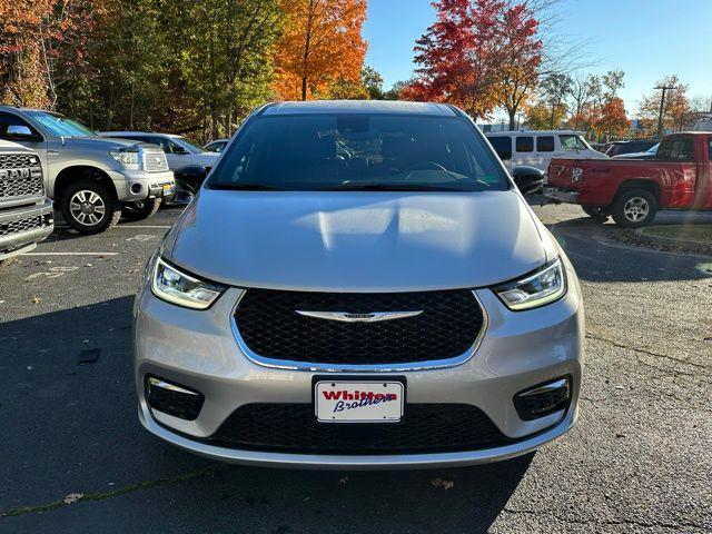 new 2026 Chrysler Pacifica car, priced at $42,573