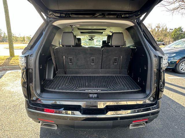 used 2021 Chevrolet Traverse car, priced at $28,490