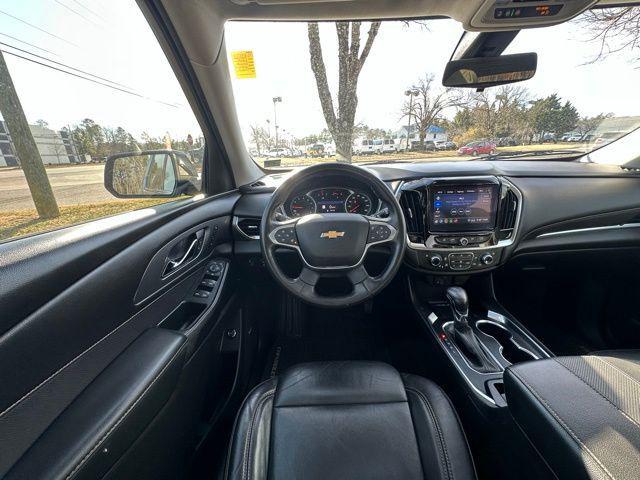 used 2021 Chevrolet Traverse car, priced at $28,490