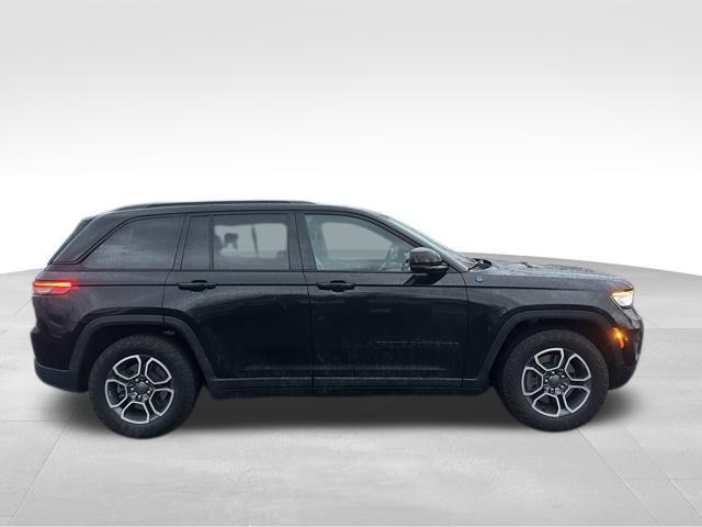 used 2022 Jeep Grand Cherokee 4xe car, priced at $27,490