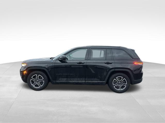 used 2022 Jeep Grand Cherokee 4xe car, priced at $27,490
