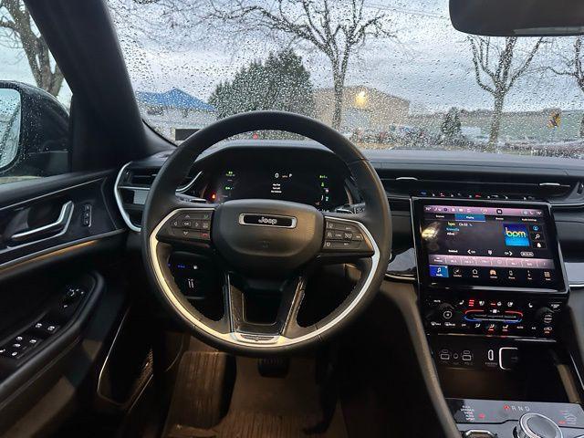 used 2022 Jeep Grand Cherokee 4xe car, priced at $27,490