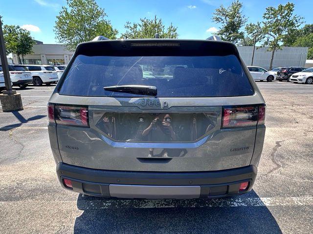 new 2026 Jeep Cherokee car, priced at $39,648