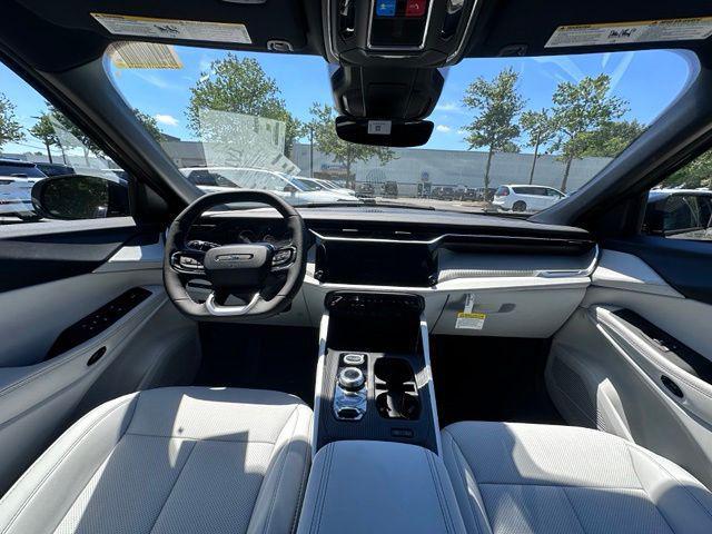new 2026 Jeep Cherokee car, priced at $39,648