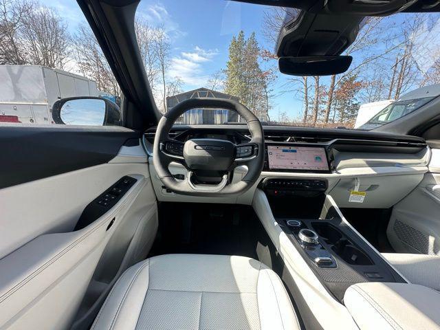 new 2026 Jeep Cherokee car, priced at $41,039