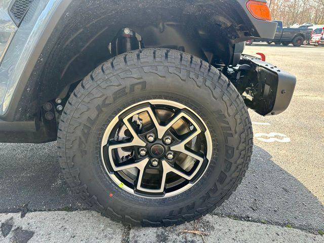 new 2026 Jeep Gladiator car, priced at $61,294