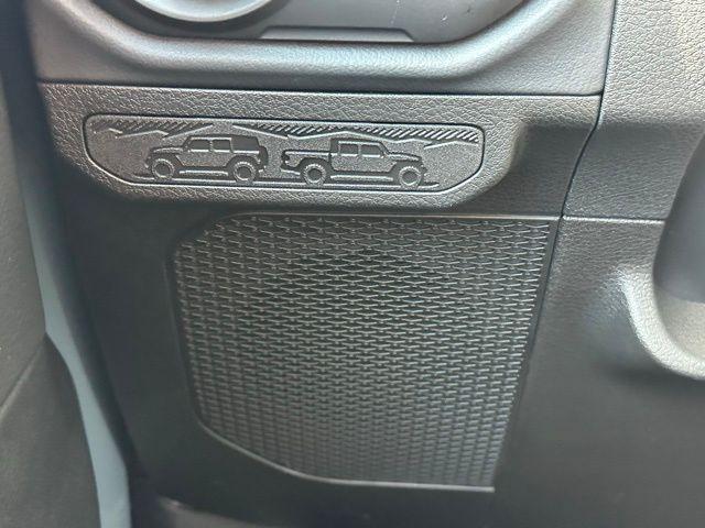 new 2026 Jeep Gladiator car, priced at $61,294