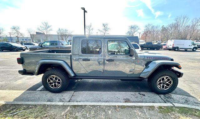 new 2026 Jeep Gladiator car, priced at $61,294