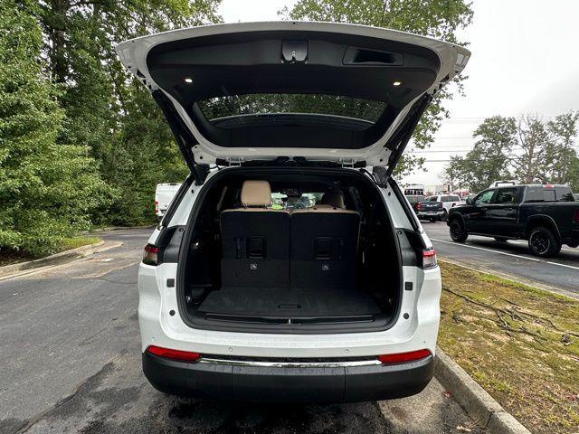 new 2025 Jeep Grand Cherokee L car, priced at $44,218