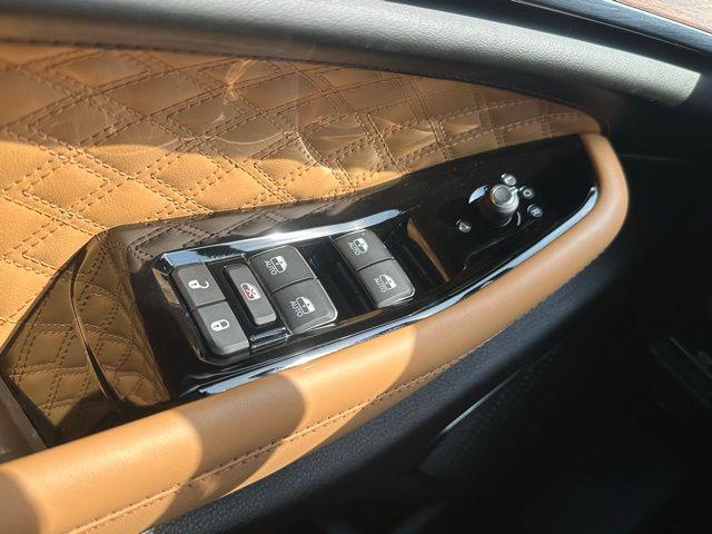 used 2025 Jeep Grand Cherokee car, priced at $51,975