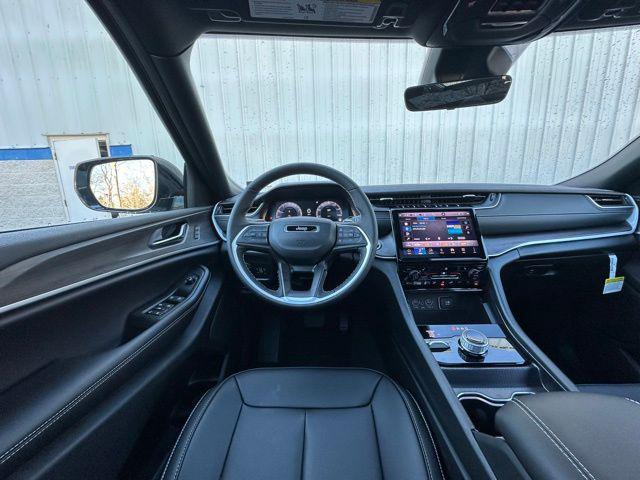 new 2025 Jeep Grand Cherokee L car, priced at $46,272