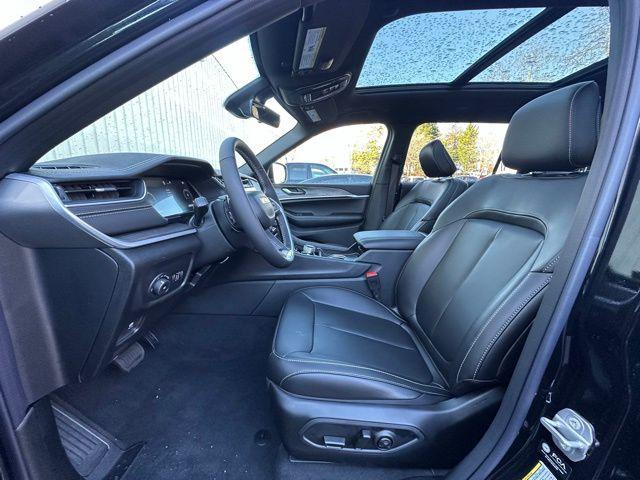 new 2025 Jeep Grand Cherokee L car, priced at $46,272