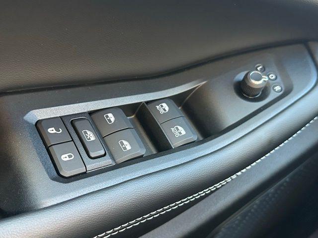 new 2025 Jeep Grand Cherokee car, priced at $42,814