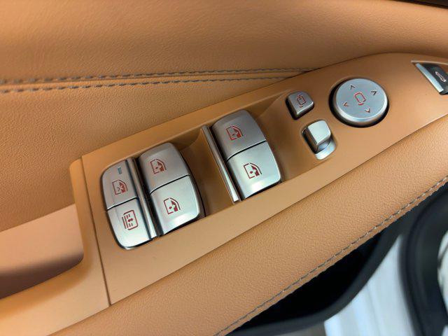 new 2026 BMW X7 car, priced at $93,625