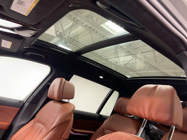 new 2026 BMW X7 car, priced at $108,055