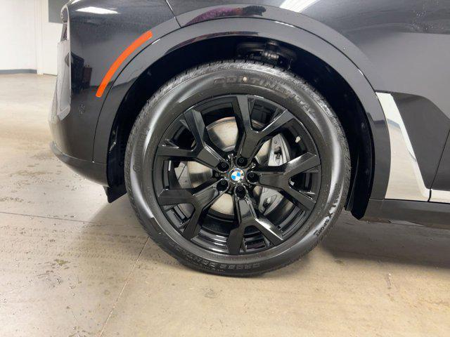 new 2026 BMW X7 car, priced at $93,005