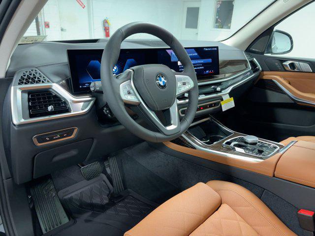 new 2026 BMW X7 car, priced at $93,005