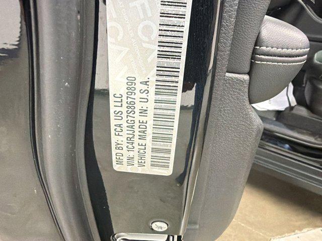 used 2025 Jeep Grand Cherokee L car, priced at $34,998