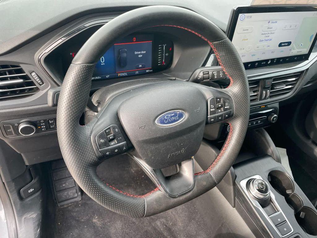 used 2023 Ford Escape car, priced at $25,538