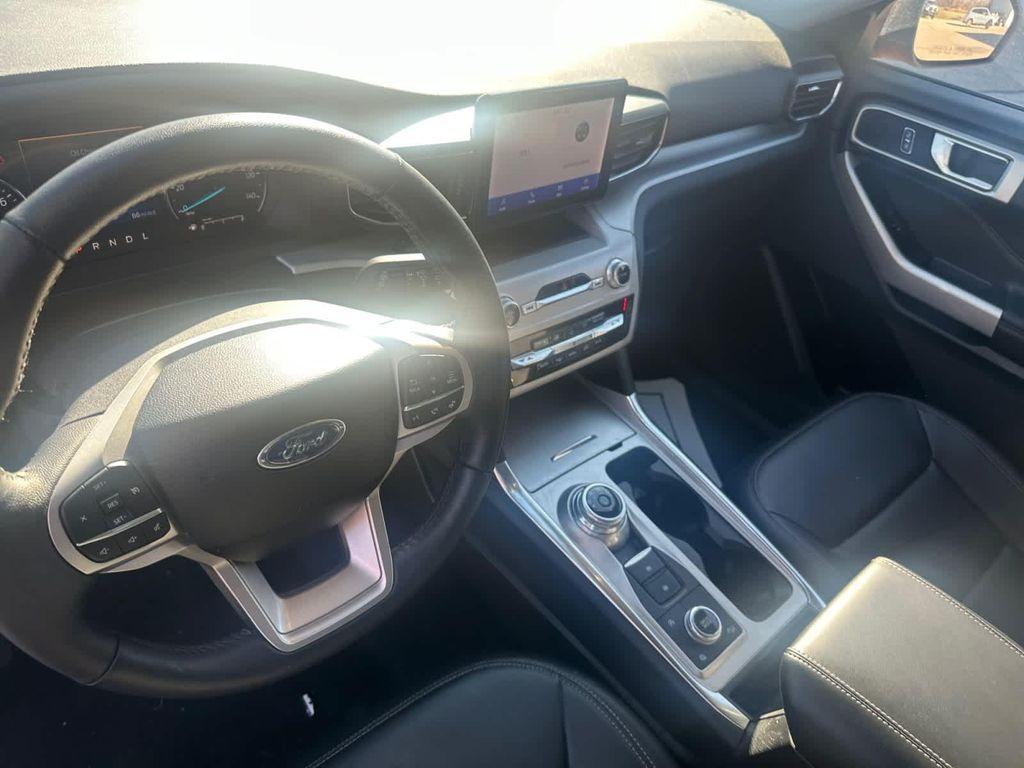 used 2023 Ford Explorer car, priced at $35,000