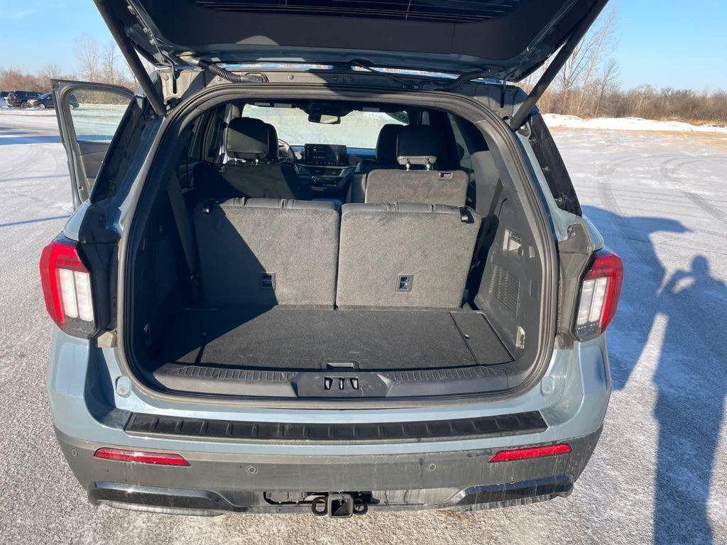 used 2025 Ford Explorer car, priced at $41,879
