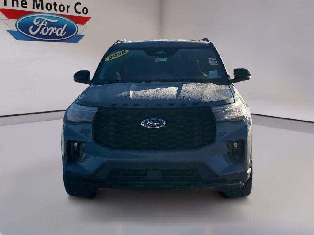 used 2025 Ford Explorer car, priced at $41,879