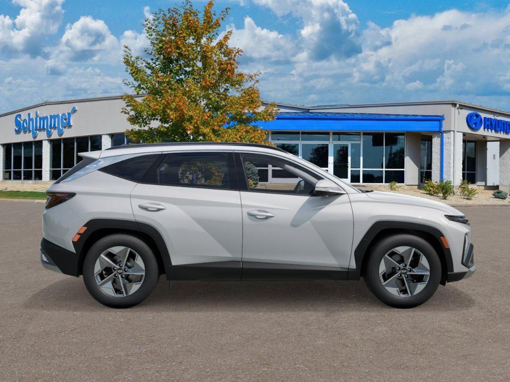new 2026 Hyundai TUCSON Hybrid car, priced at $37,095