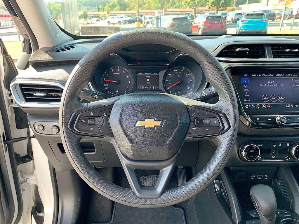 used 2022 Chevrolet TrailBlazer car, priced at $22,388