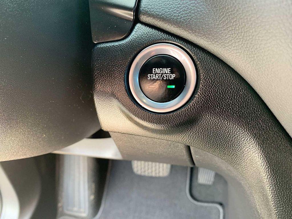 used 2022 Chevrolet Equinox car, priced at $20,888