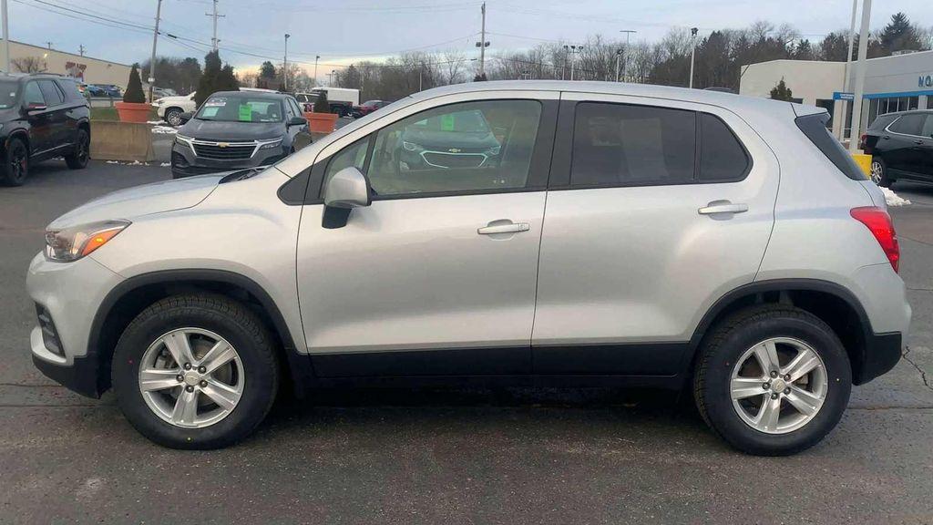 used 2022 Chevrolet Trax car, priced at $16,988
