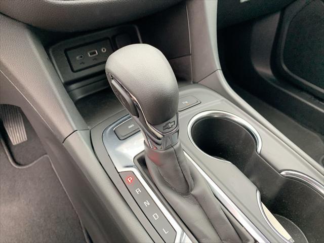 used 2022 Chevrolet Equinox car, priced at $17,988