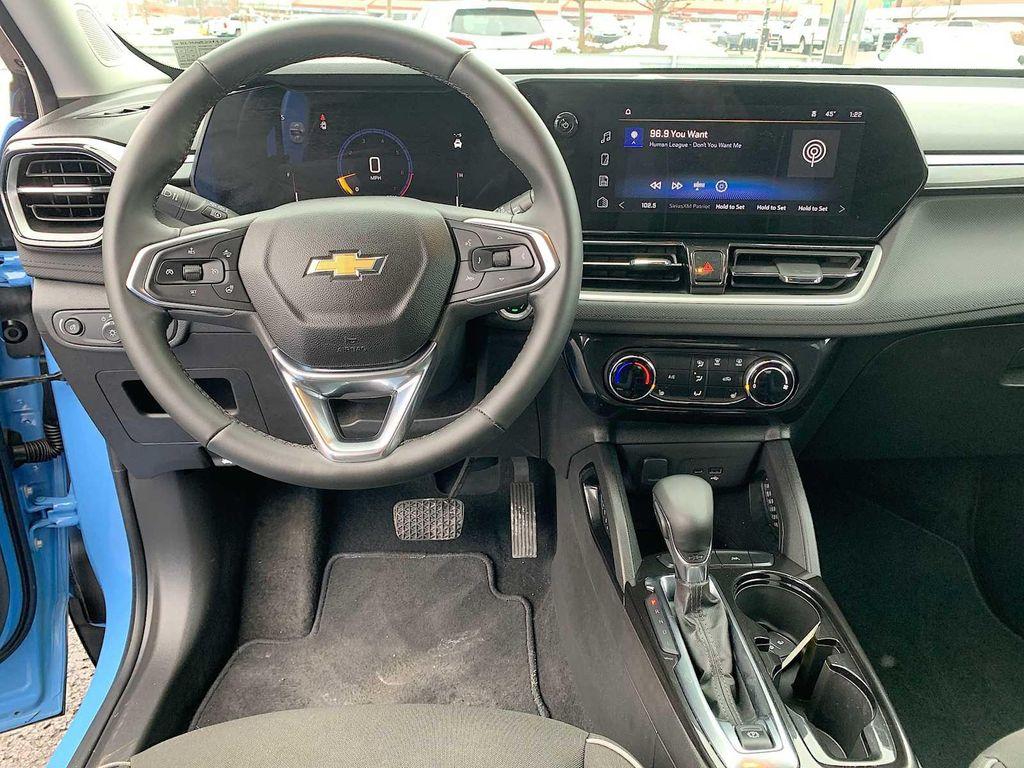 used 2024 Chevrolet TrailBlazer car, priced at $21,988