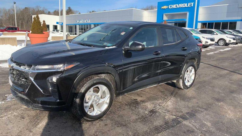 used 2024 Chevrolet Trax car, priced at $20,388
